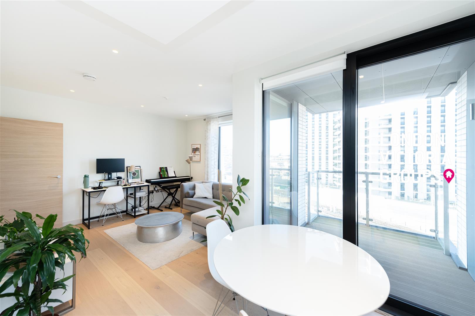 Ebury Apartments, 1B Sutherland Street, London